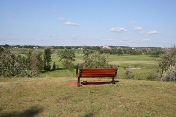 trail-benches20090630_98