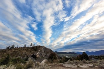 grey-canal-bella-vista-hike2