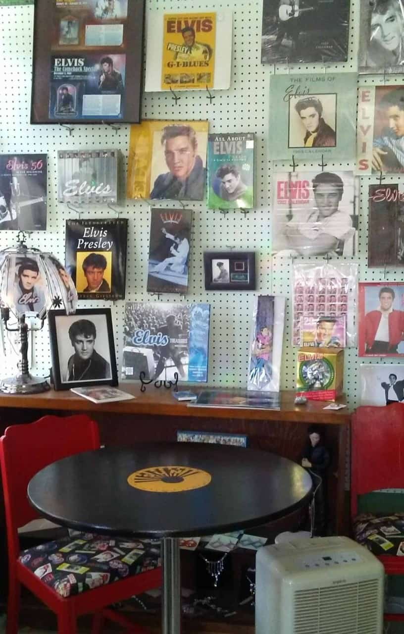 Elvis collectables - Elvis collectables