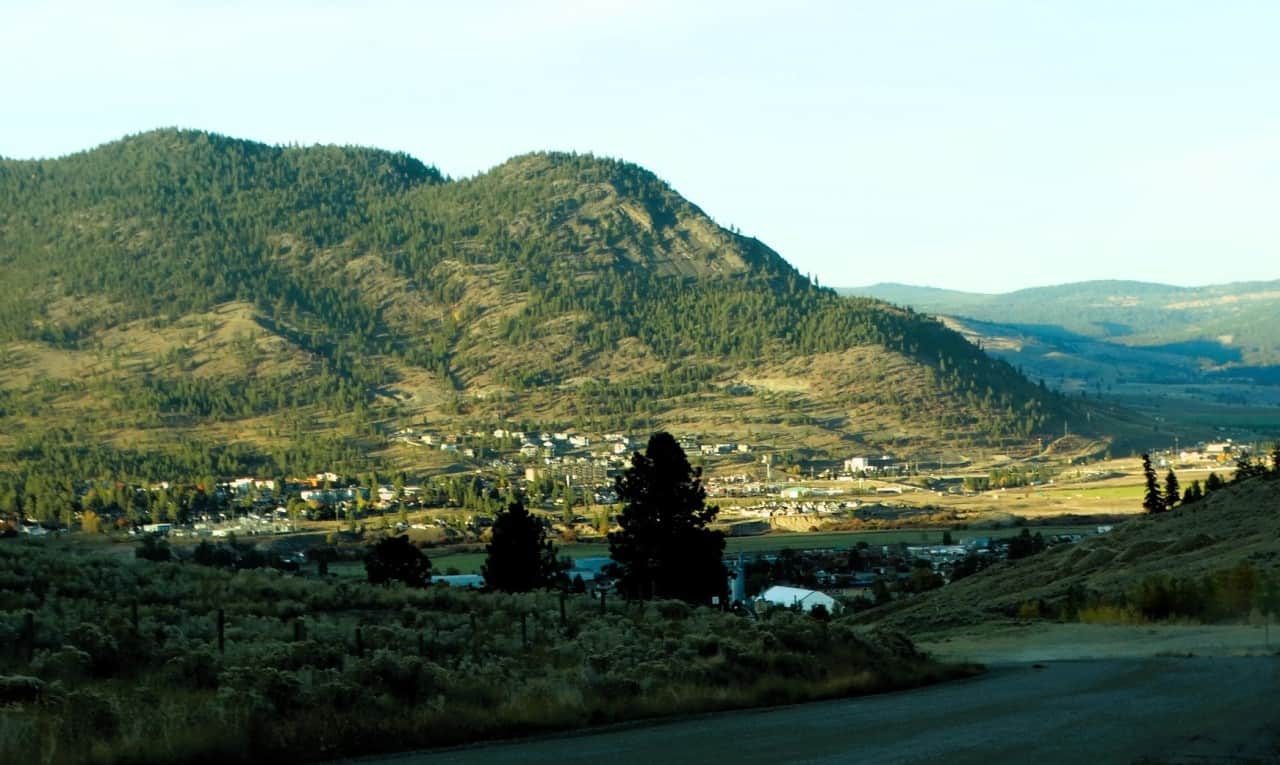 merrittbcautumncitymoutainviews - Nicola Valley BC beautiful autumns charm. The fall season not only leaves behind the hot weather, many popular hiking trails and tourist destinations are less crowded. Truly allows for a more peaceful and enjoyable experience, with fewer people to contend with.